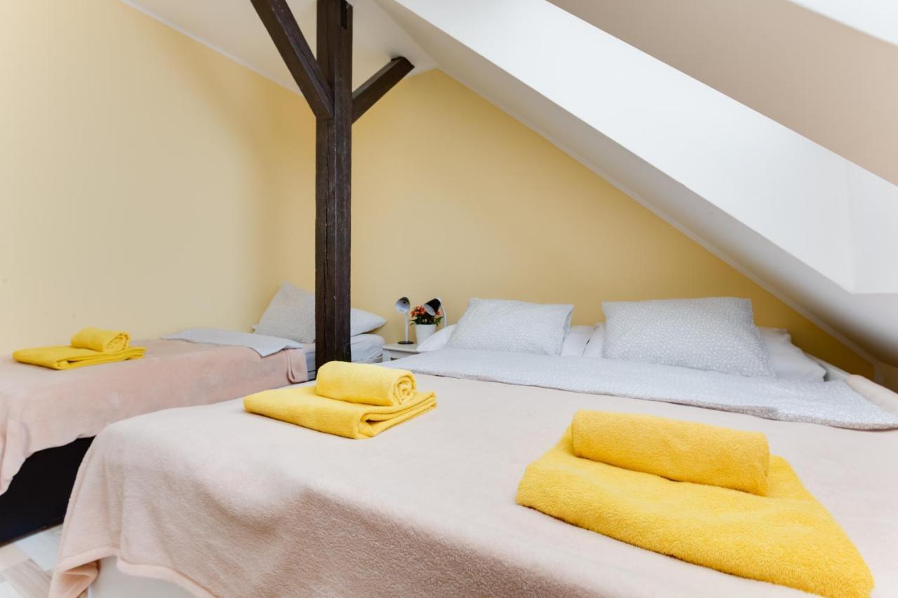 Jane'S Attic Apartment Praag Buitenkant foto